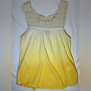 Lucky Brand Yellow and Cream Crotchet Yoke Tank Top. Size M.  100% Cotton EUC
